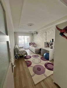 🏡muradiye Mahallesi 🏡 ✅3+1 100 M2 5 Katlınım 3 Katı ❇️kombi Petekli