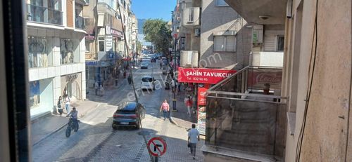 İşyeri-Apartman Dairesi