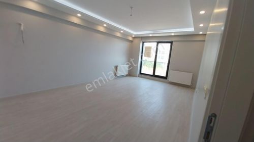 Ekşioğlu 'dan Tekirdağ Süleymanpaşa Atatürk Mahallesi Satılık Daire 2+1