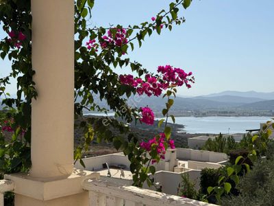 Denize Yakın Butik Sitede Satılık Manzaralı Üstkat Ev İngilizden Uygun Fiyata Ev Güvenlikli Havuzlu