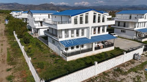 Konut-Villa