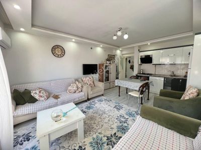 Muradiye Mahallesi Site İçi 2+1 90 M2 4 Katlının 4katı Kombi Petekli Köşe Karanlık Yok