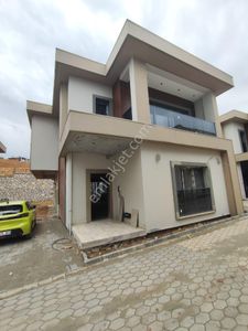 Konut-Villa