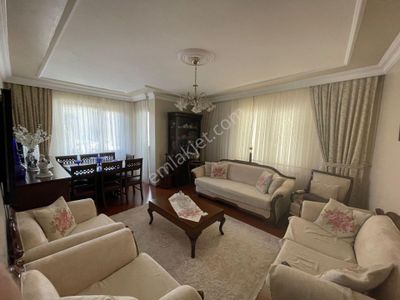 Aydınevler Maltepe Satılık 200m² 4+2 Dubleks Eşyalı