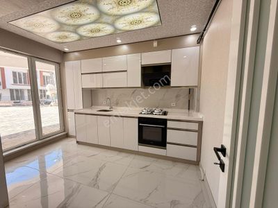 ⫸dnc İldenizden F.çakmakda 3+1 Geniş Lux Kot Dairesi