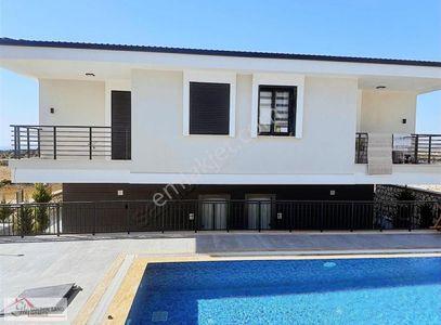 Konut-Villa