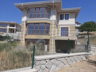 Konut-Villa