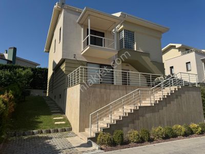 Konut-Villa
