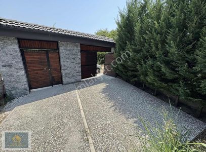 Konut-Villa