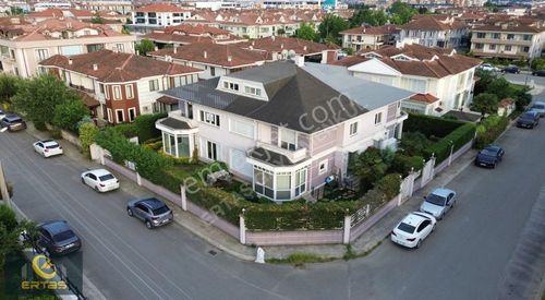 Konut-Villa