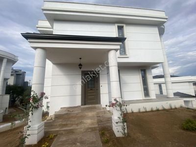 Konut-Villa