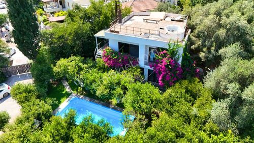 Konut-Villa