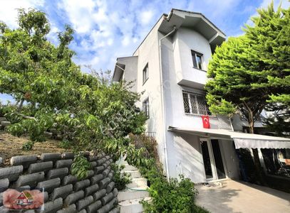 Konut-Villa