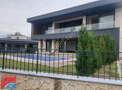 Konut-Villa