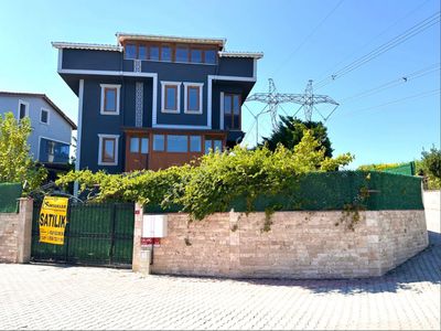 Konut-Villa