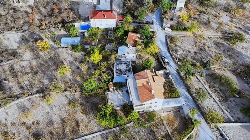 Konut-Villa