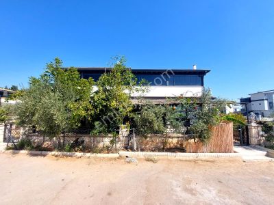 Konut-Villa