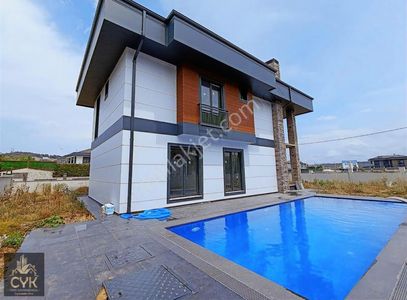 Konut-Villa