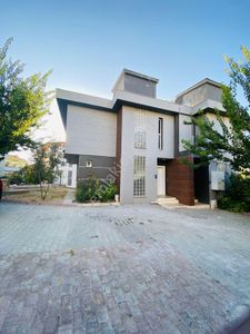 Konut-Villa