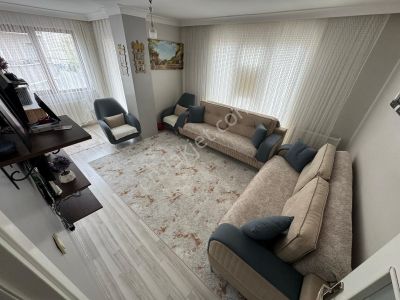 Atatürk Mahallesinde Tek Daire Üzeri Asansörlü İskanlı Ara Kat