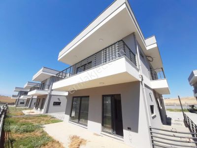 Konut-Villa