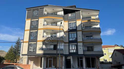 Konut Emlak’tan Yunus Emre Mh. Cadde Üzerinde Satılık 3+1daire 