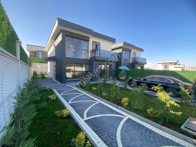 Konut-Villa