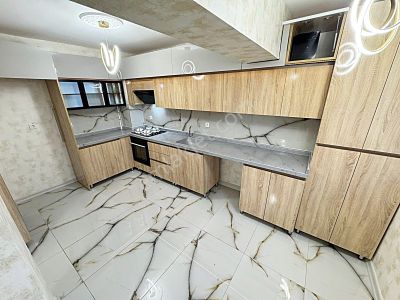 Keçiören Bademlikte Ank Manzaralı 4+2 /2 Mutfak/ Çift Salonlu /dublex Daire