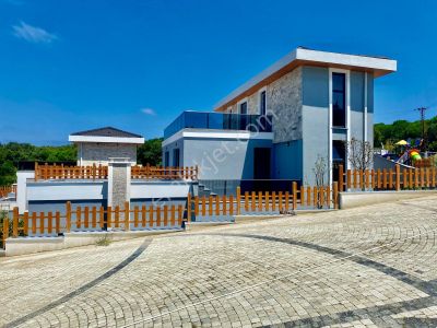 Konut-Villa