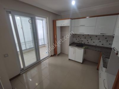 Antalya Kepez Şafakta Kiralık 2+1 Asansörlü Kombili Katta Site İçi Daire No.20517