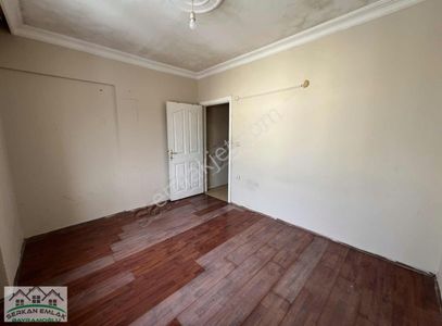 İşyeri-Apartman Dairesi