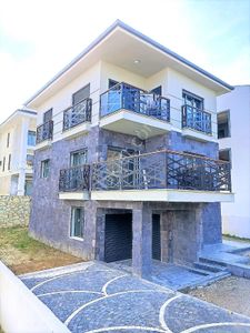 Konut-Villa