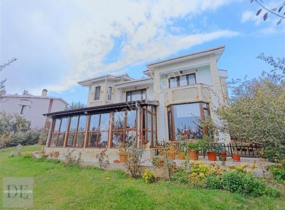 Konut-Villa