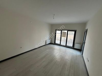 Akgedik Zeki Emlak'tan Satılık Sıfır 3.etap'da 3+1 Daire