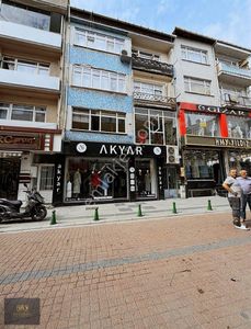 İşyeri-İşhanı Katı