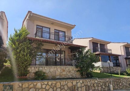 Konut-Villa