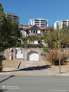 Konut-Villa