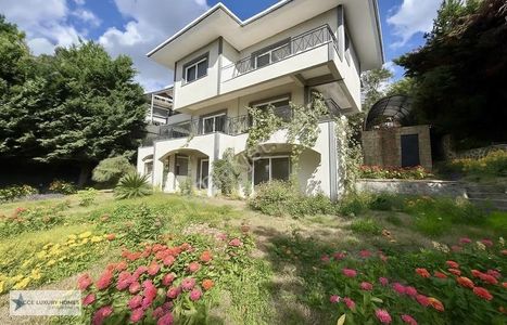 Konut-Villa