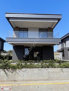 Konut-Villa