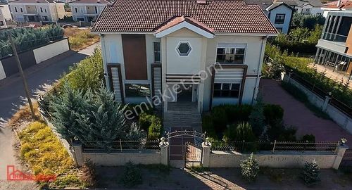 Konut-Villa