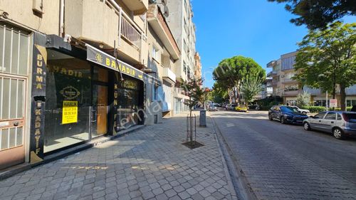 Yuvam Gayrimenkul'den Salihli Şühade Cad. Üzeri 195 M2 Kiralık Dükkan