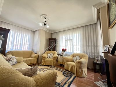 İmren Gayrimenkulden Satılık Fevziçakmak Mh. 2+1 Arakat Merkezi Konumda