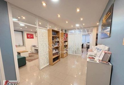 İşyeri-Plaza Katı