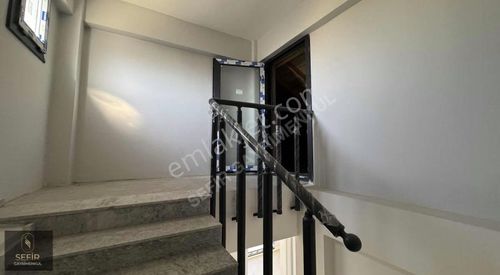 Çolakibrahimbey Mahallesinde Geniş Kullanışlı Dubleks İkiz Villa