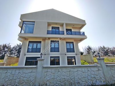 Konut-Villa