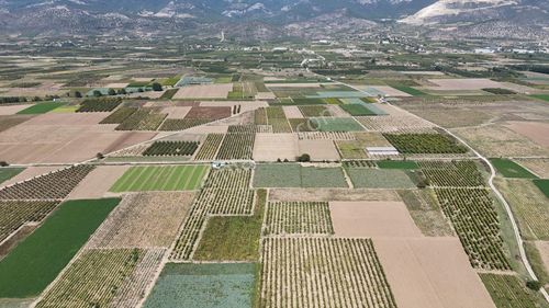 Remax-hür Müge Ergün Aydaştan Satılık Tarla