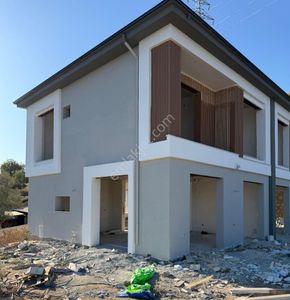 Konut-Villa