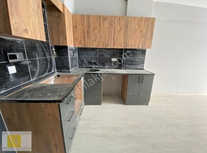 Nş Gayrimenkul Hakan Dan İstiklal Mah.kiralık Boş 1+1