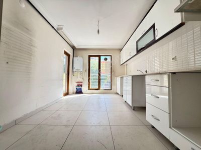 Fırsat Aşağı Eğlence Göbek 3+1 Asansörlü Bina Bağımsız Ön Cephe