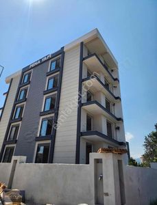 Realty World Anka Dan Atatürk Caddesine Cephe 1+1 Daireler.